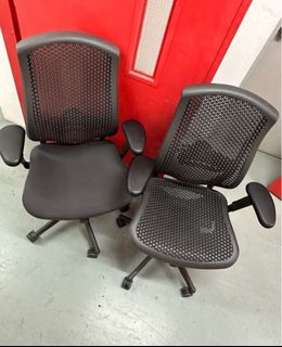 Herman Miller Office chair - with defect, Furniture & Home Living ...