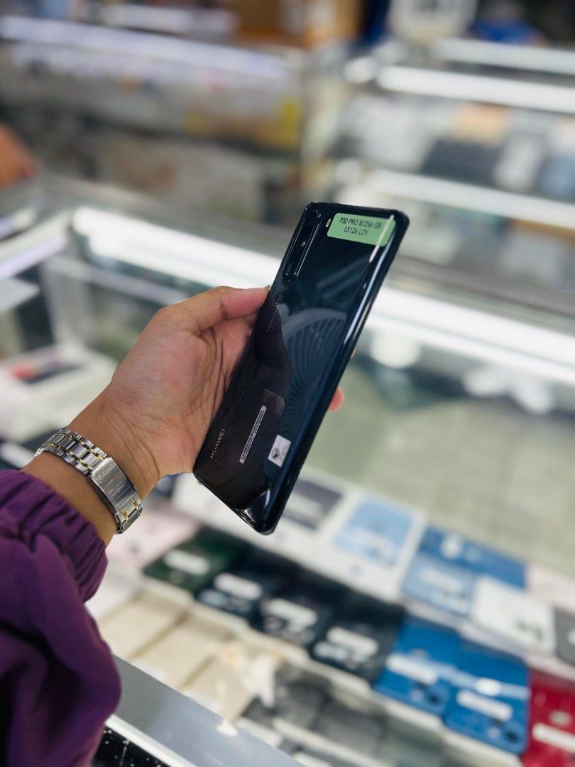 Huawei P30 Pro 256gb Global FU (Category: Huawei) located in San Juan City. Submitted by javedsgadgetshop (Listing ID 1311149845, Image 3). Description: OPEN FOR INSTALLMENT VIA CREDIT CARD/GGIVES/SPAY/BILLEASE & SWAP/TRADE-IN! WE BUY AND SELL ( ANYKINDS OF UNIT BINIBILI PO NAMIN)! PTPA : Padelete po f bawal Read ❗️Onhand ‼️ Huawei P30 Pro •256gb •NTC Variant •Good batt health •Factory Unlock •95% Smoothness •No hidden issue | No Repaired •100% A