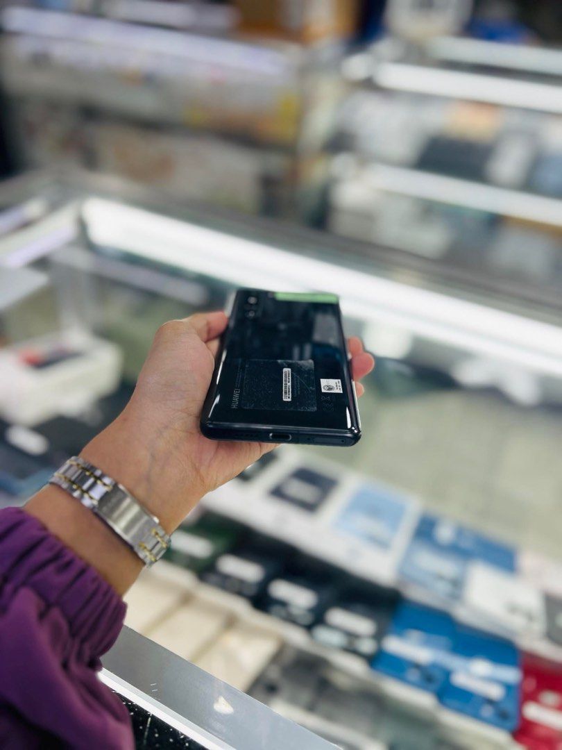 Huawei P30 Pro 256gb Global FU (Category: Huawei) located in San Juan City. Submitted by javedsgadgetshop (Listing ID 1311149845, Image 2). Description: OPEN FOR INSTALLMENT VIA CREDIT CARD/GGIVES/SPAY/BILLEASE & SWAP/TRADE-IN! WE BUY AND SELL ( ANYKINDS OF UNIT BINIBILI PO NAMIN)! PTPA : Padelete po f bawal Read ❗️Onhand ‼️ Huawei P30 Pro •256gb •NTC Variant •Good batt health •Factory Unlock •95% Smoothness •No hidden issue | No Repaired •100% A