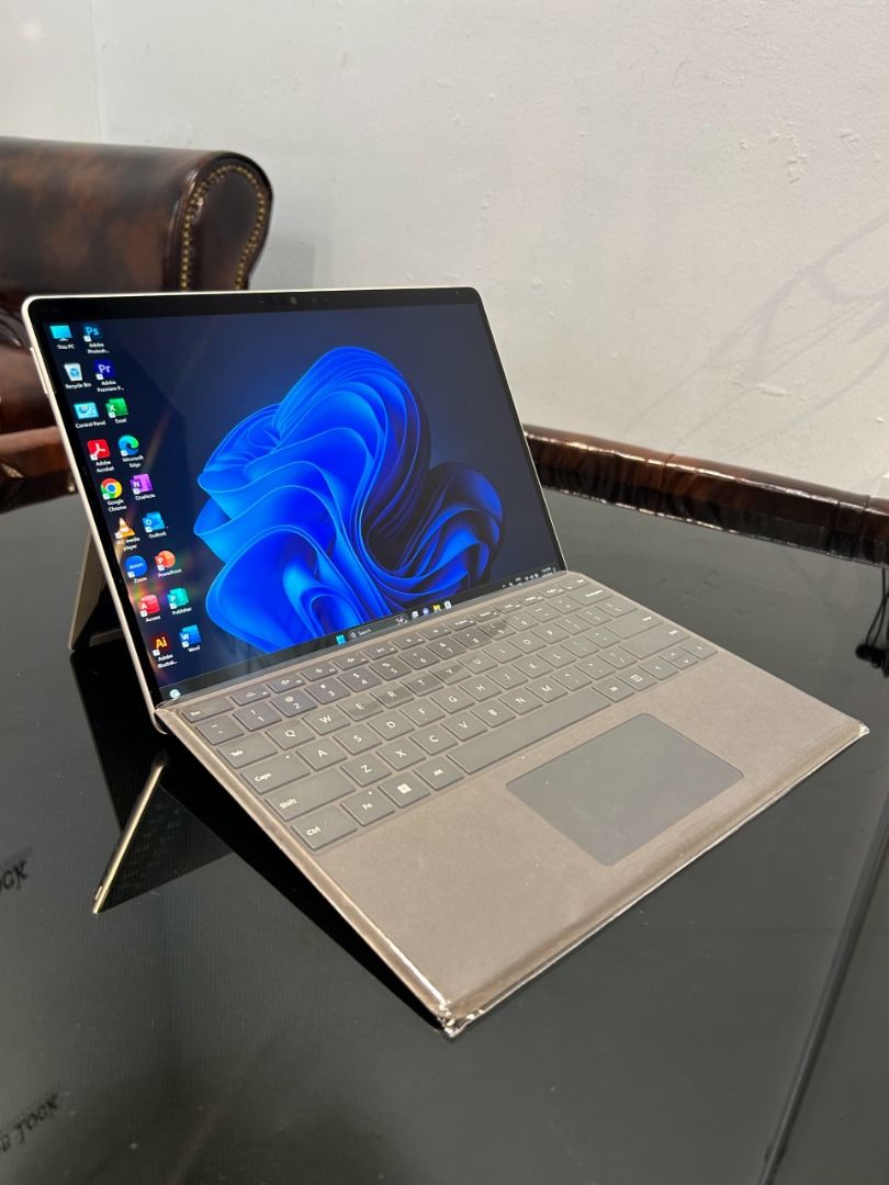 Surface Pro 9 シルバー 1TB 32GB タイプカバーなどです Surface Pro 9 シルバー 1TB 32GB タイプカバーなどです Amazon.co.jp