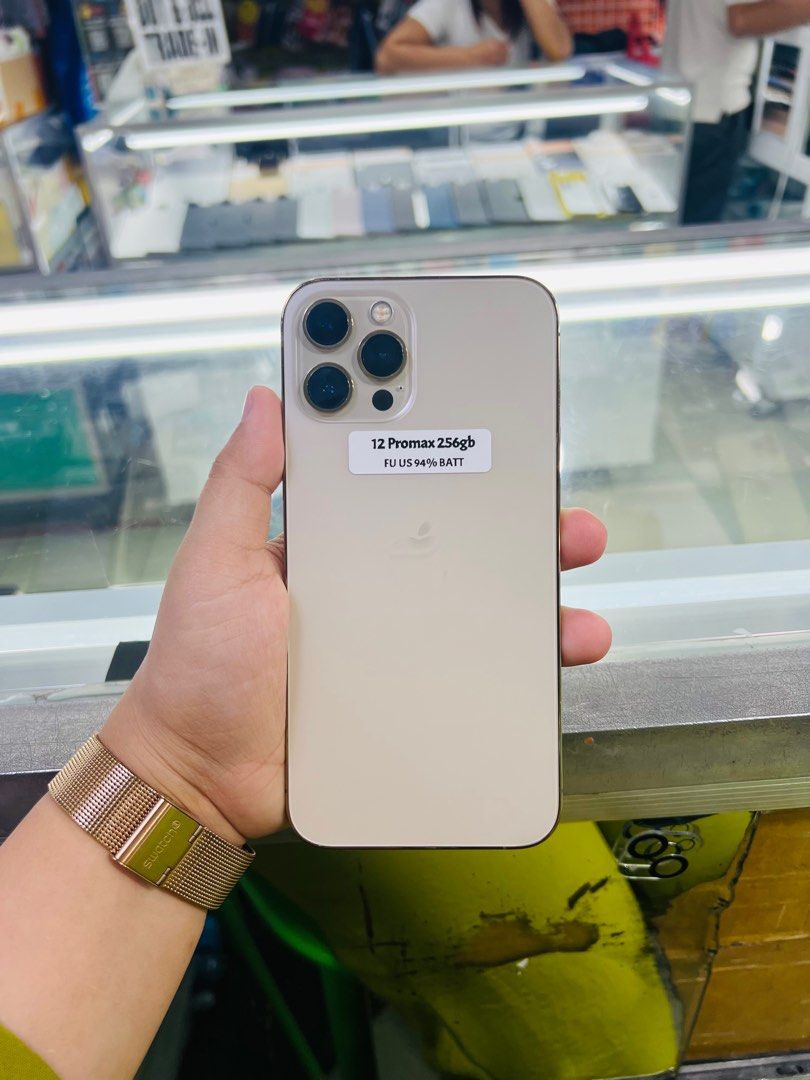 Iphone 12 Pro Max 256gb Black spot sa LCD super liit (Category: iPhone 12 Series) located in San Juan City. Submitted by javedsgadgetshop (Listing ID 1311114315, Image 1). Description: OPEN FOR INSTALLMENT VIA CREDIT CARD/GGIVES/SPAY/BILLEASE & SWAP/TRADE-IN! WE BUY AND SELL ( ANYKINDS OF UNIT BINIBILI PO NAMIN)! PTPA : Padelete po f bawal Read ❗️Onhand ‼️ Iphone 12promax (black Spot) •256gb •US Variant •95% batt health •Factory Unlock •95% Smoot