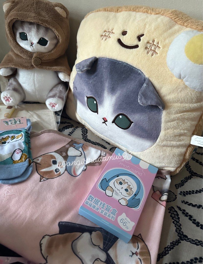 Kuromi Mofusand RUSH SALE (authentic) (Category: Designer & Blind Box Toys) located in Pasay City. Submitted by dvncldryl (Listing ID 1311086753, Image 3). Description: ✨SANRIO KUROMI & MOFUSAND✨ - letting go my collections as I need funds for my house construction - all are authentic and official (unless stated otherwise) - posted on my tiktok for each items (@y0ongistradamus93) - buy 3 or more items, will give discount and free sf if within Ort