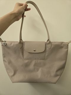 （分類：）位於 。 由 jooolieee 提交（商品編號 1311126438，圖片 1）。簡介： 。