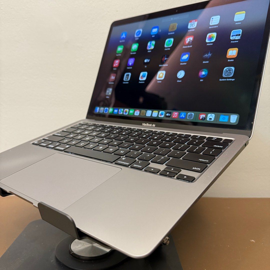 MacBook Air 2020 M1 Chip (13inch) (Category: Laptops & Notebooks) located in Manila. Submitted by authentechgadgets (Listing ID 1311153528, Image 3). Description: MacBook Air 2020 M1 Chip (13inch, Spacegrey) • Apple M1 chip with 8‑core CPU • 8gb Memory Ram • 256gb SSD Storage • Retina display with True Tone • Backlit Magic Keyboard • It comes with its Charger, MS Office 2021, Adobe Apps 2020 & Pouch Sleeve For Only P34,000.