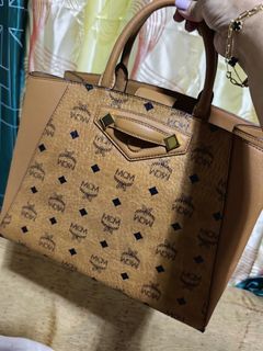 (Category: ) located in . Submitted by luichi01 (Listing ID 1311102700, Image 1). Description: .