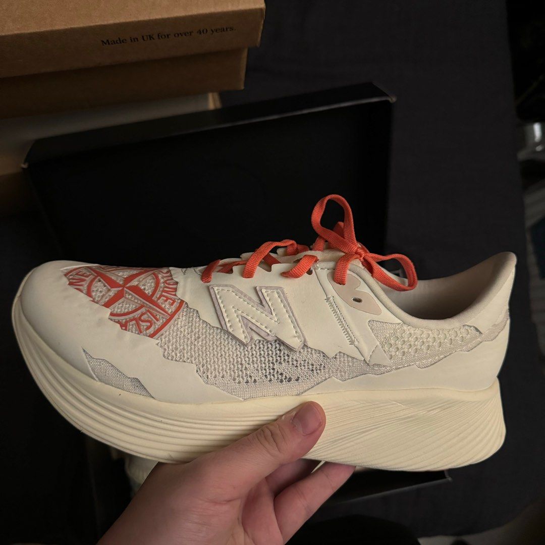 No Trade US10 New Balance x Stone Island Fuelcell RC Elite V2 SI