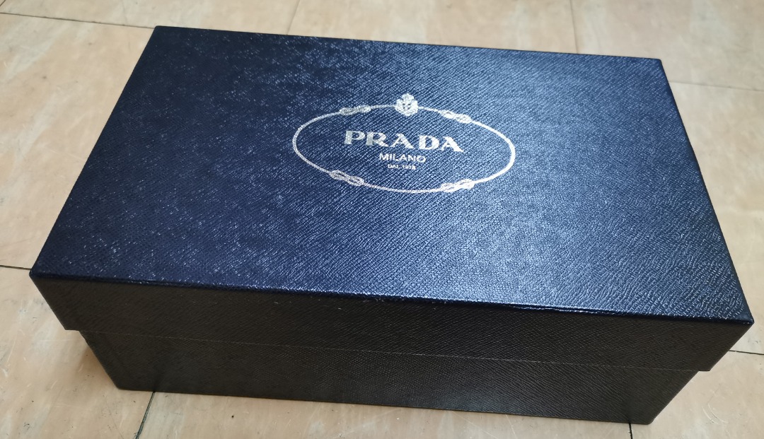 Prada shoes box outlet