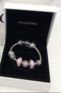 (Category: ) located in . Submitted by buysellcloset (Listing ID 1311155034, Image 1). Description: .