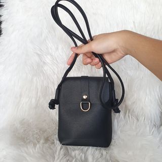(Category: ) located in . Submitted by Bellisimo_store (Listing ID 1311067903, Image 1). Description: .