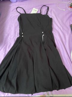 (Category: ) located in . Submitted by starshopppes (Listing ID 1310961046, Image 1). Description: .
