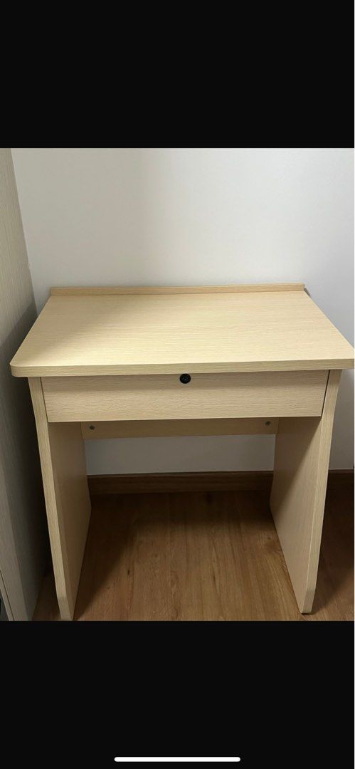 Study Table (Category: Tables & Sets) located in Singapore. Submitted by yettiii (Listing ID 1311012481, Image 1). Description: Quite new 🆕 .