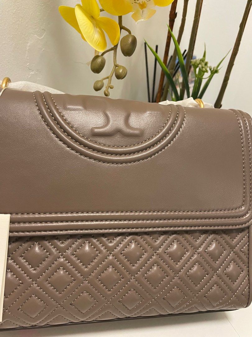 Tory Burch Fleming Convertible Shoulder Bag in Silver Maple Medium