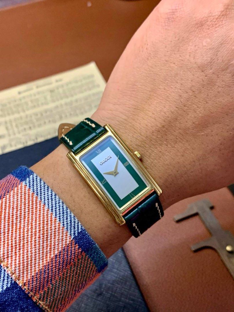 Vintage Gucci 2600M Watch