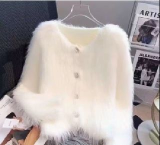 (Category: ) located in . Submitted by exquisite_collections (Listing ID 1311061294, Image 1). Description: .
