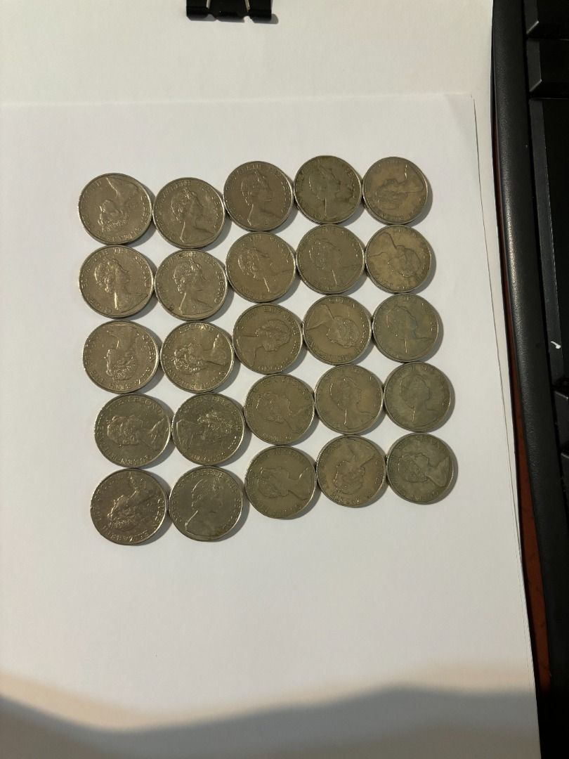 香港硬幣五元英女皇頭$5 (25個), 興趣及遊戲, 收藏品及紀念品, 錢幣- Carousell