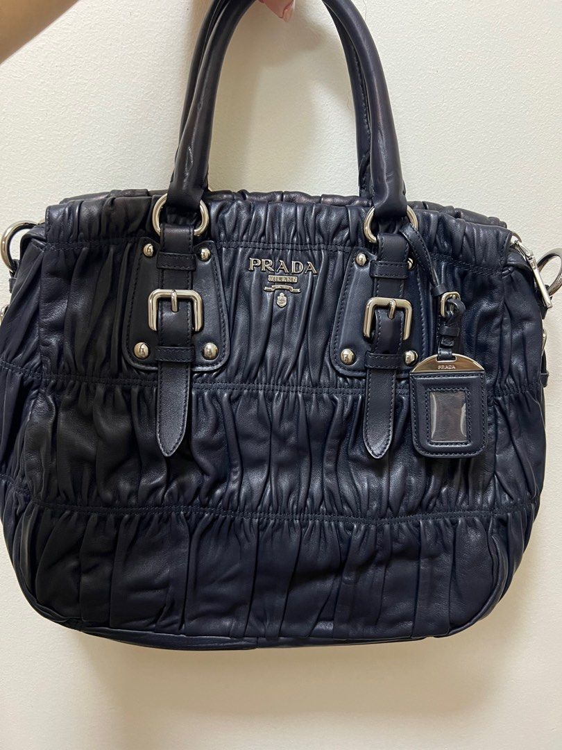 Prada gaufre leather bag store