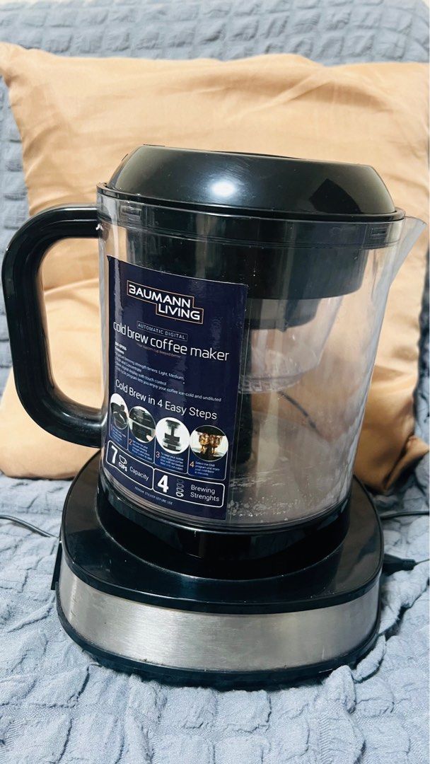 Baumann Cold Brew Coffee Maker (Category: Coffee Machines & Makers) located in Bulacan. Submitted by selah_20 (Listing ID 1311305586, Image 1). Description: ✅ 7-cup capacity – perfect for sharing or storing your brew ✅ Cold brew in as fast as 10 minutes – no more overnight waiting ✅ Less acidic and less bitter than traditional hot coffee ✅ 4 preset brew strengths – Light, Medium, Bold, or Concentrate ✅ Sleek digital display with intuitive touch c