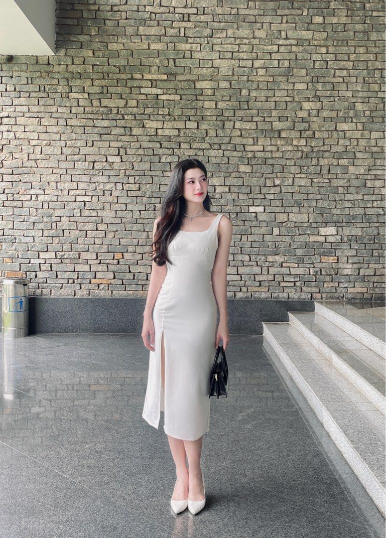 CATHERINE MIDI DRESS IN WHITE
