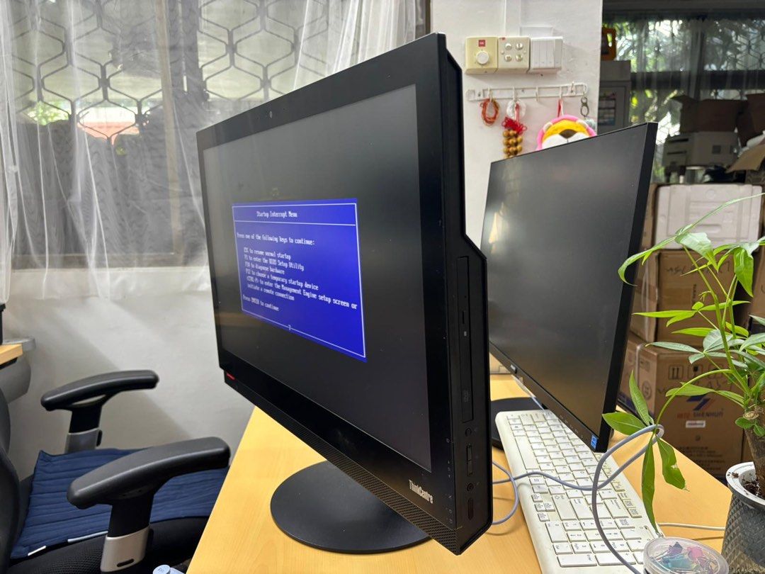 Desktop computer (Category: Desktops) located in Singapore. Submitted by bennysgboy (Listing ID 1311201889, Image 2). Description: .