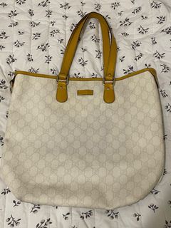 （分類：）位於 。 由 just__preloved 提交（商品編號 1311304999，圖片 1）。簡介： 。