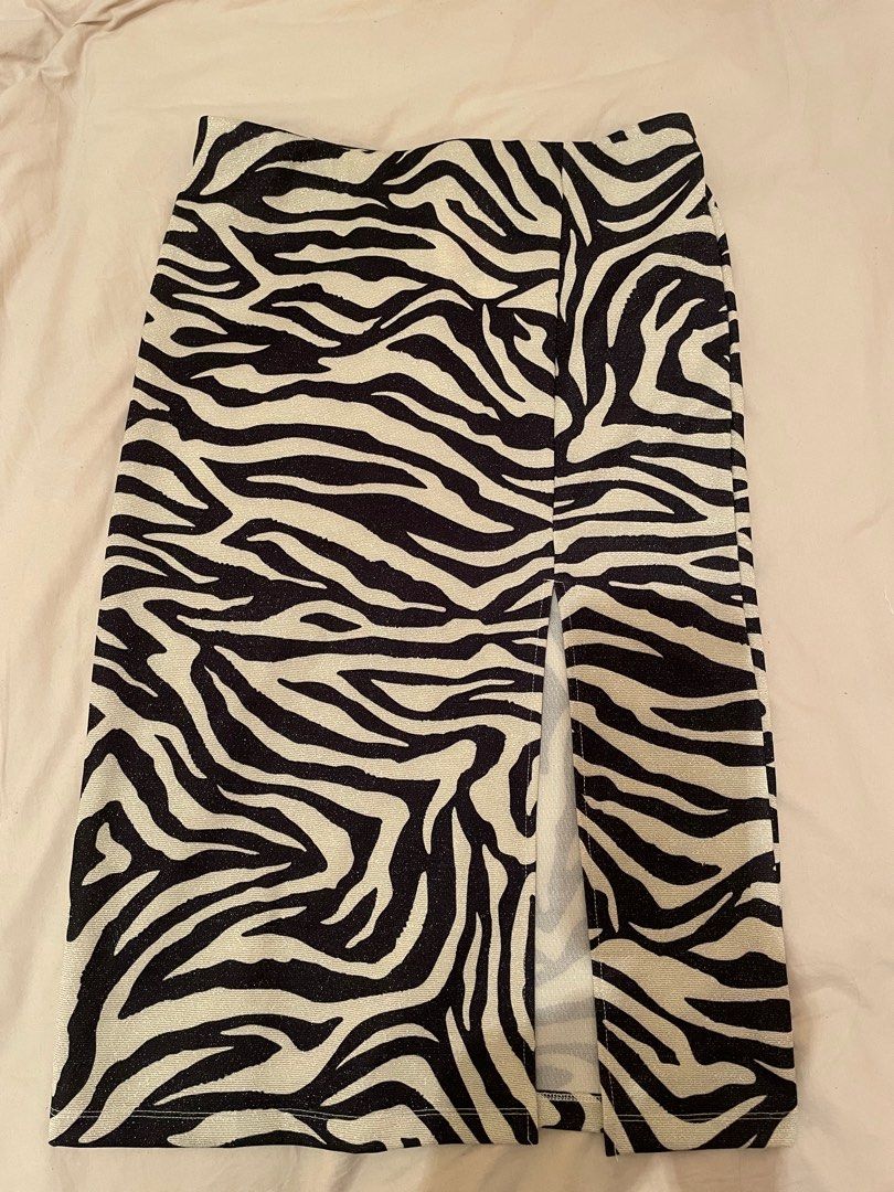 H&m zebra print skirt shop