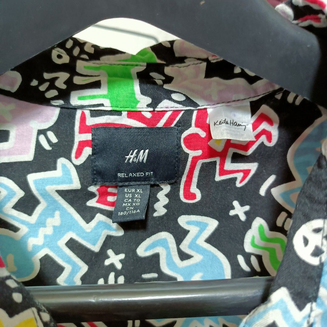 KEITH HARING X H&M AOP POLO S/S (Category: Tshirts & Polo Shirts ) located in Balanga. Submitted by dig_gear (Listing ID 1311199847, Image 3). Description: KEITH HARING X H&M AOP POLO S/S EXCELLENT CONDITION 23X28.