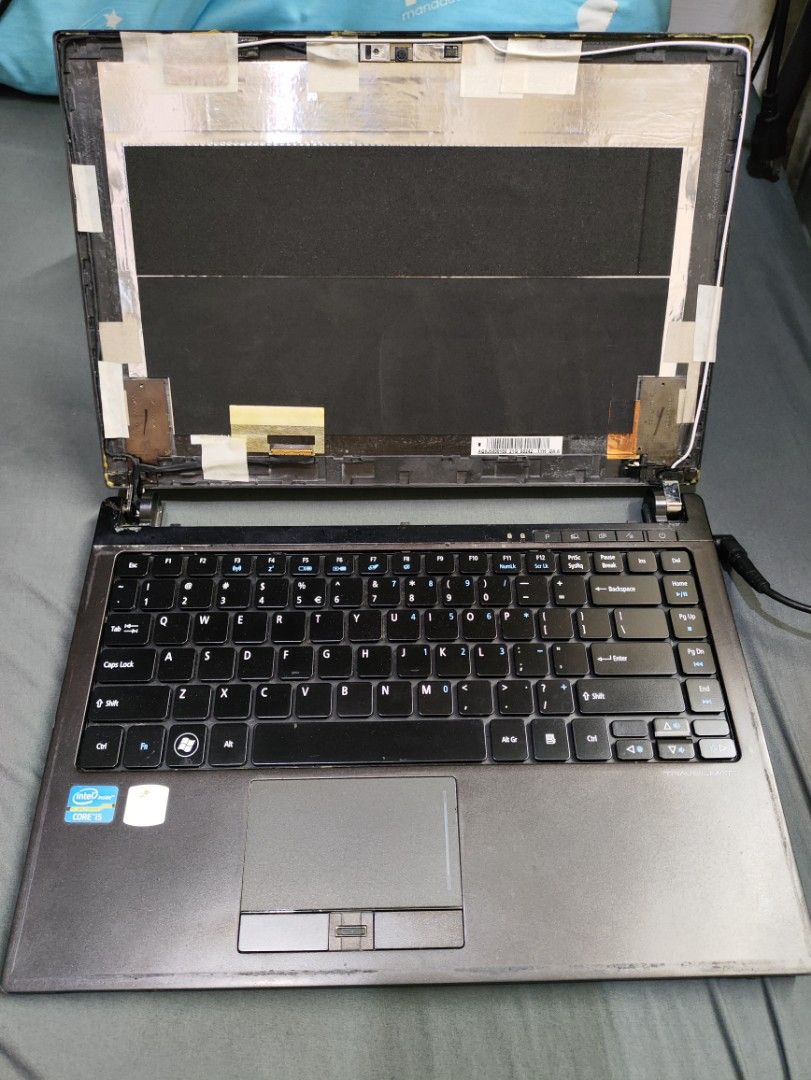Laptop i5 With ISSUE -paki basa (Category: Laptops & Notebooks) located in Bacoor. Submitted by ivanyun (Listing ID 1311320967, Image 1). Description: Issue: MAGBASA po para iwas tanong. #1. nabasag lcd wala NG LCD(Removed!) #2. NO battery BAWAL po sa maarte! :) Acer travelmate Laptop include: unit and charger only magagamit nlng sia pag nakakabit sa HDMI thru EXTERNAL monitor. tapos pde mo saksakan ng usb mouse and usb keyboard. parang CPU unit 