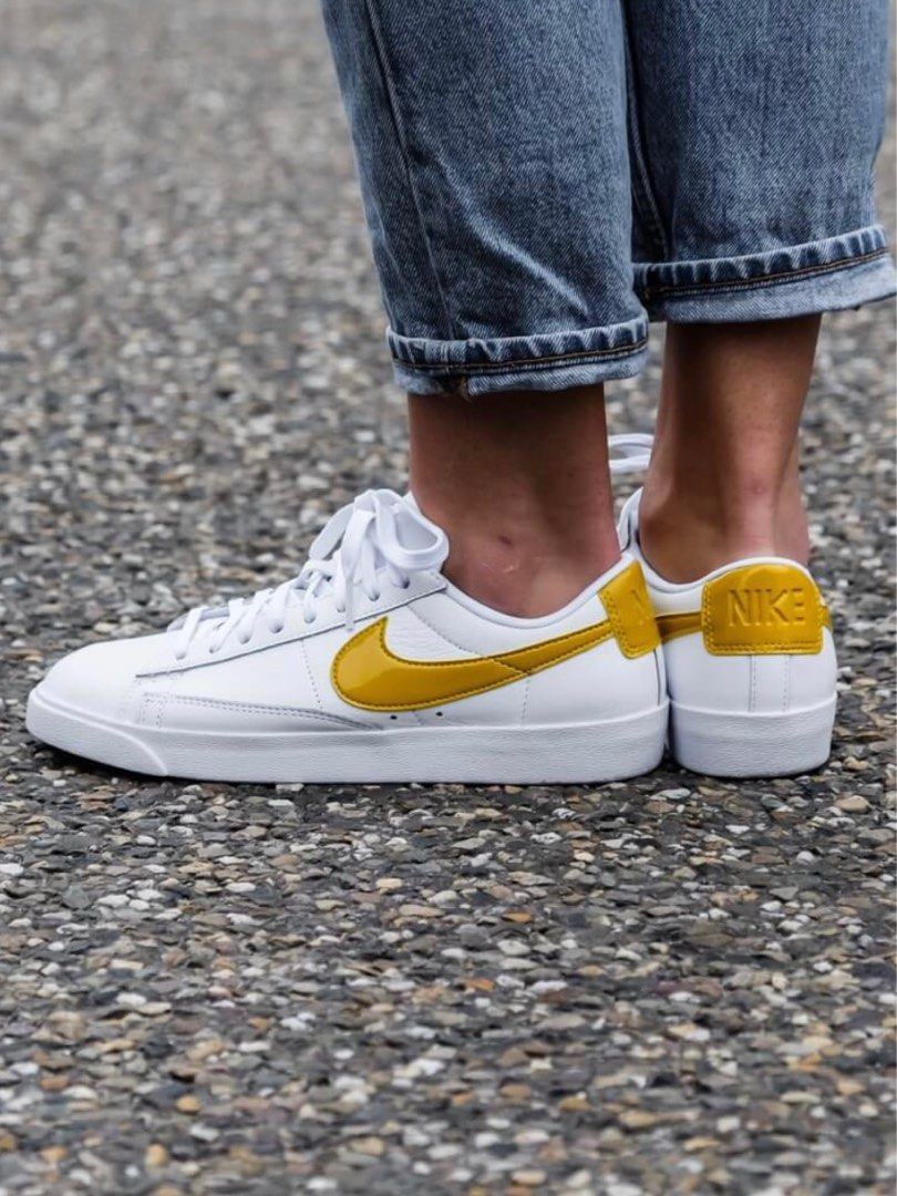 blazer low style