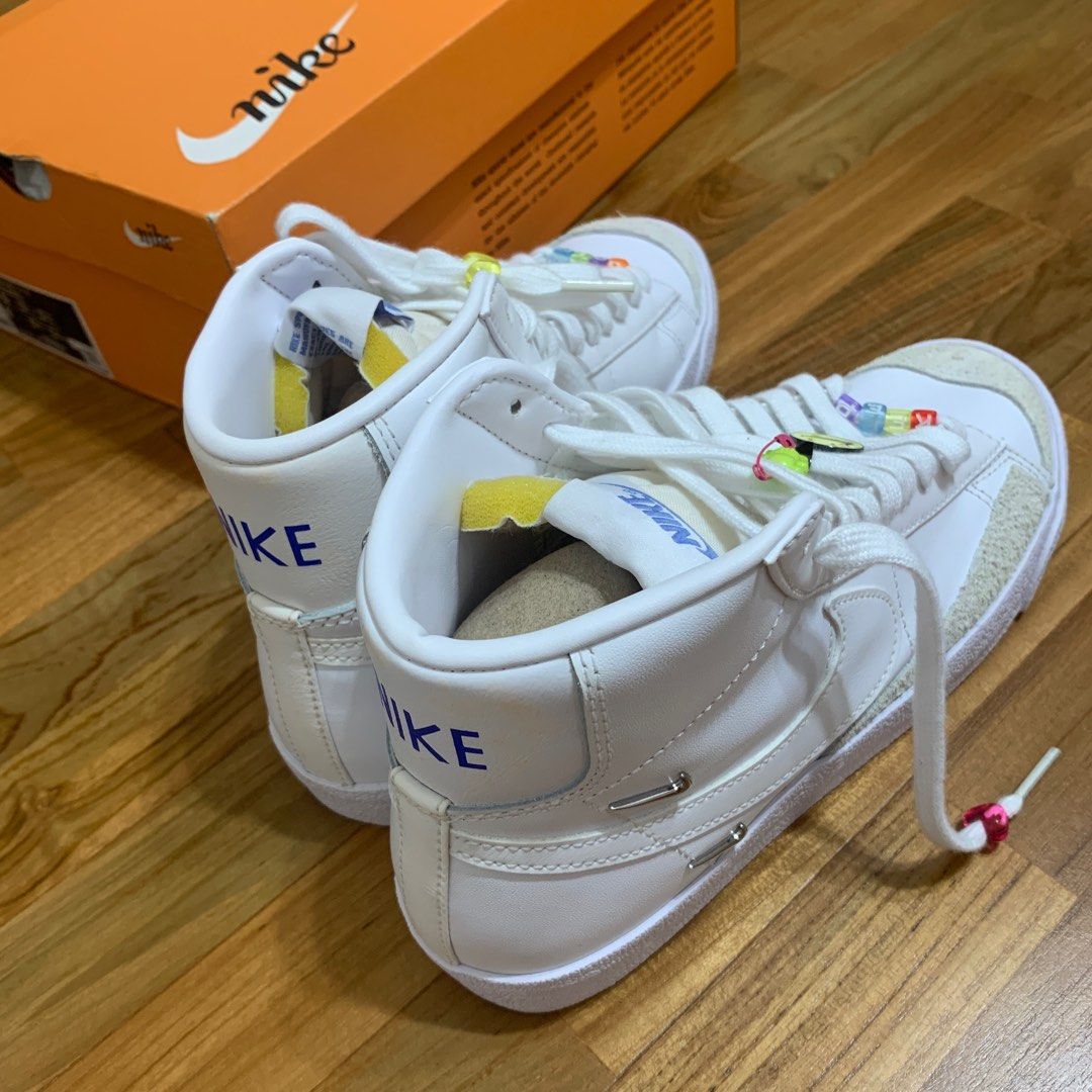 NIKE w blazer mid 77 se Women s Fashion Footwear Sneakers on Carousell