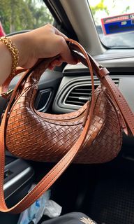 (Category: ) located in . Submitted by weirdoughwardrobe (Listing ID 1311268366, Image 1). Description: .