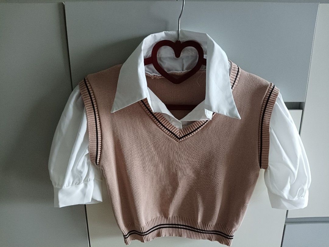 Vest with sweater sleeves top