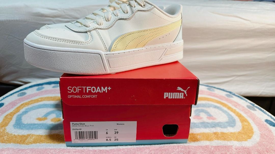Puma Skye Womens White Yellow Blue Pink