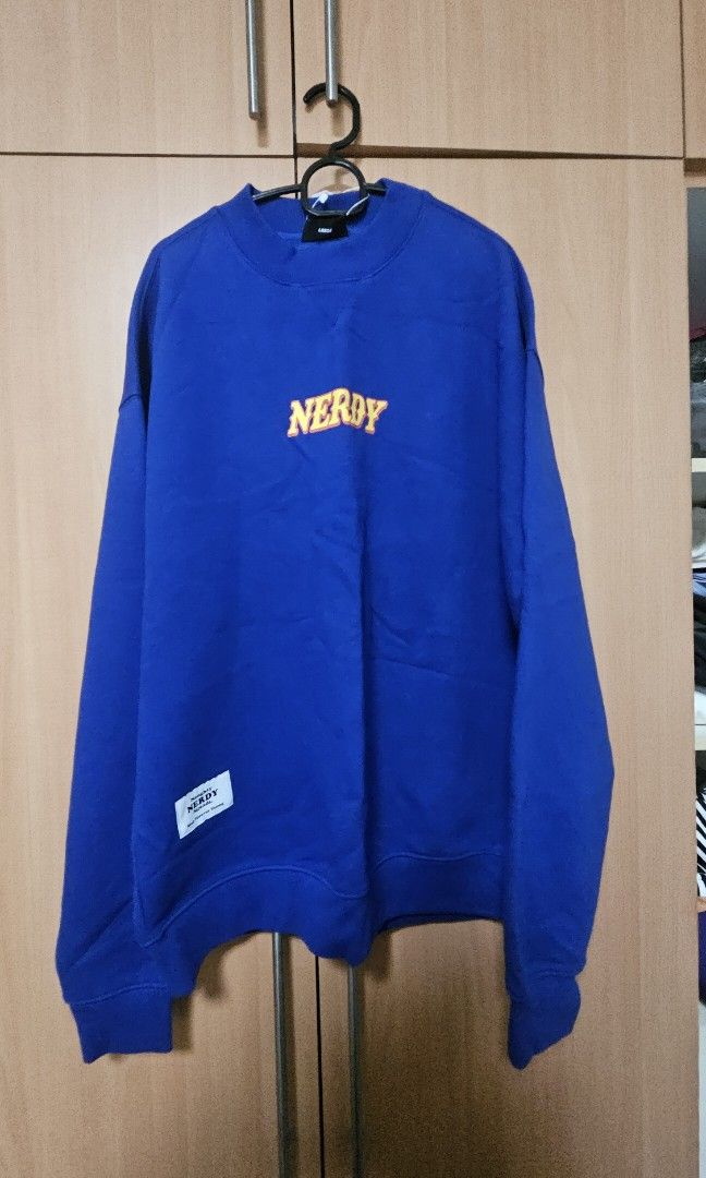 Sweater Nerdy
