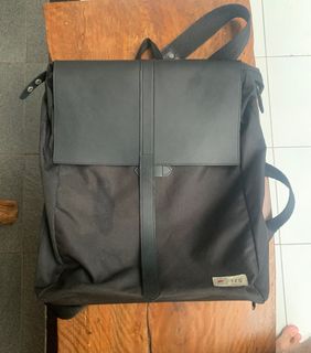 Koleksi Lengkap Fashion Pria Second | Carousell Indonesia