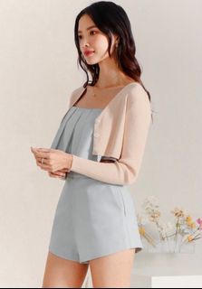 (Category: ) located in . Submitted by hanxcloset (Listing ID 1311287835, Image 1). Description: .