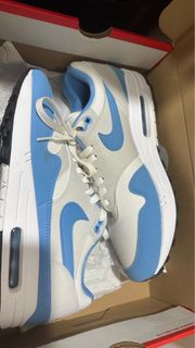 (Category: ) located in . Submitted by sneakerz5989 (Listing ID 1311220745, Image 1). Description: .