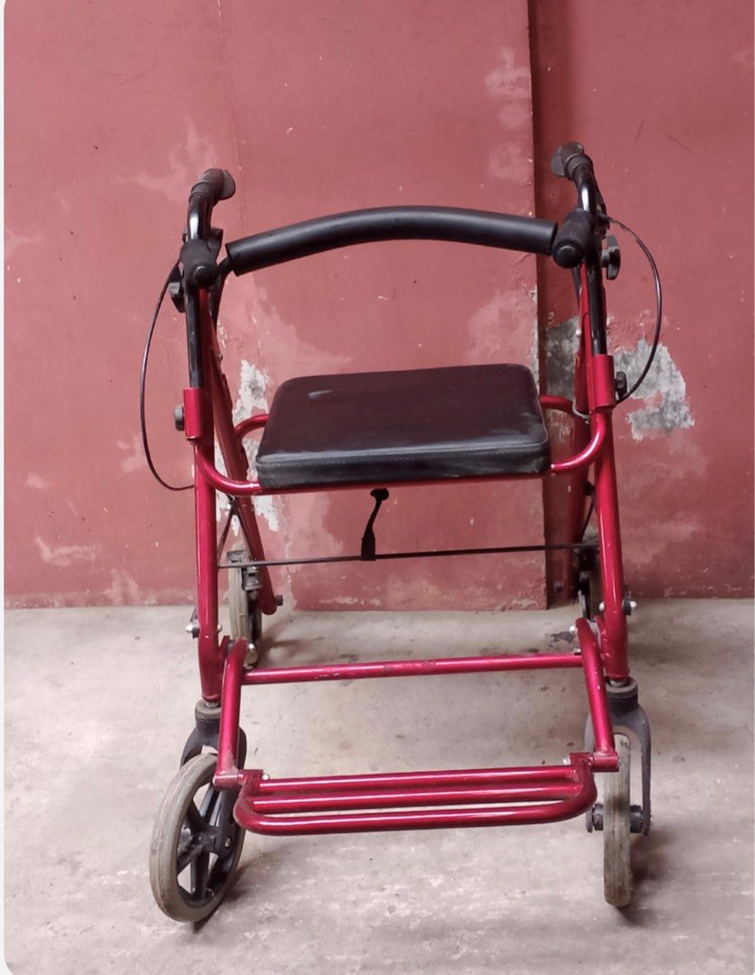 Walker / rollator with footrest (Category: Wheelchairs) located in Caloocan City. Submitted by toothfairy09 (Listing ID 1311236773, Image 1). Description: Walker / rollator with footrest.