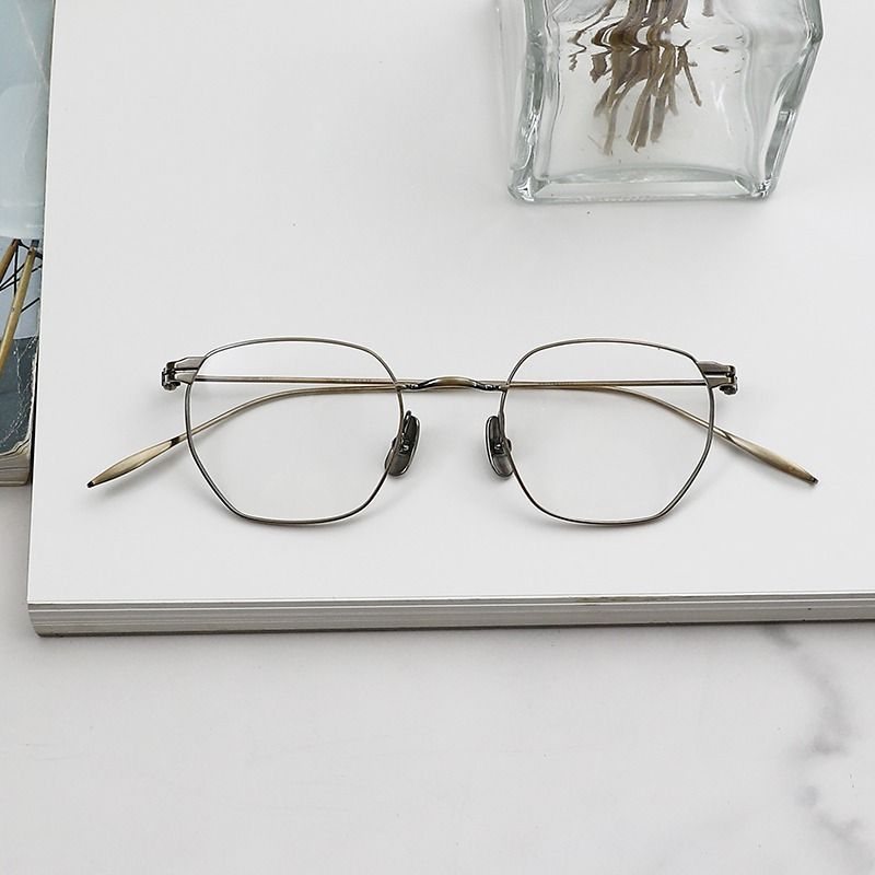 金子眼鏡, KM-88, SIZE: 46-21-145, 男裝, 手錶及配件, 眼鏡- Carousell 