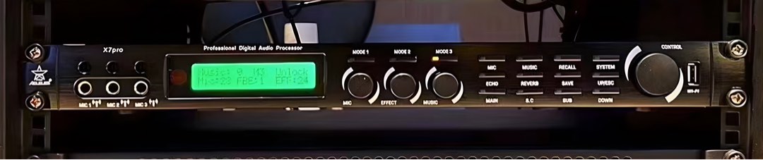 （分類：）位於 。 由 cyber_pro_audio 提交（商品編號 1311486387，圖片 1）。簡介： 。