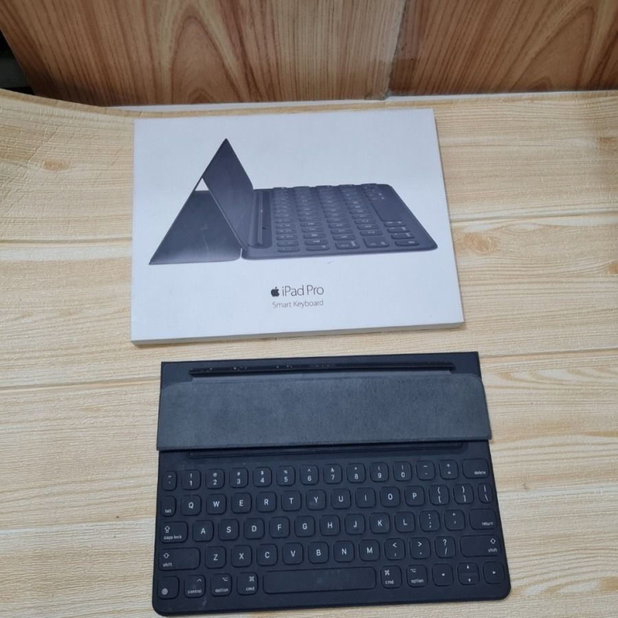Apple Smart Keyboard Folio (黒)