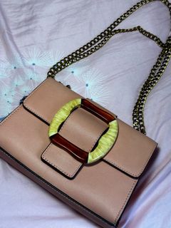 （分類：）位於 。 由 funthrifts 提交（商品編號 1311429510，圖片 1）。簡介： 。