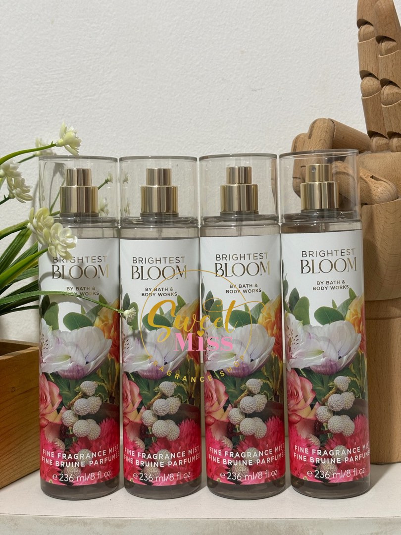thumbnail image 2 of Bath & Body Works Brightest Bloom 3-Wick Candle – Large 14.5 Oz – Soy Wax – US 2 of 3