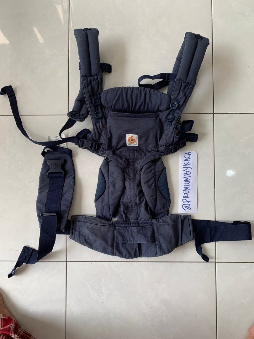 Ergobaby 360 ORIGINAL ERGOBABY omni 360 MIDNIGHT BLUE BISA NEWBORN GENDONGAN SULTAN ADA PENUTUP KEPALA HARGA BARU 2jt 695
