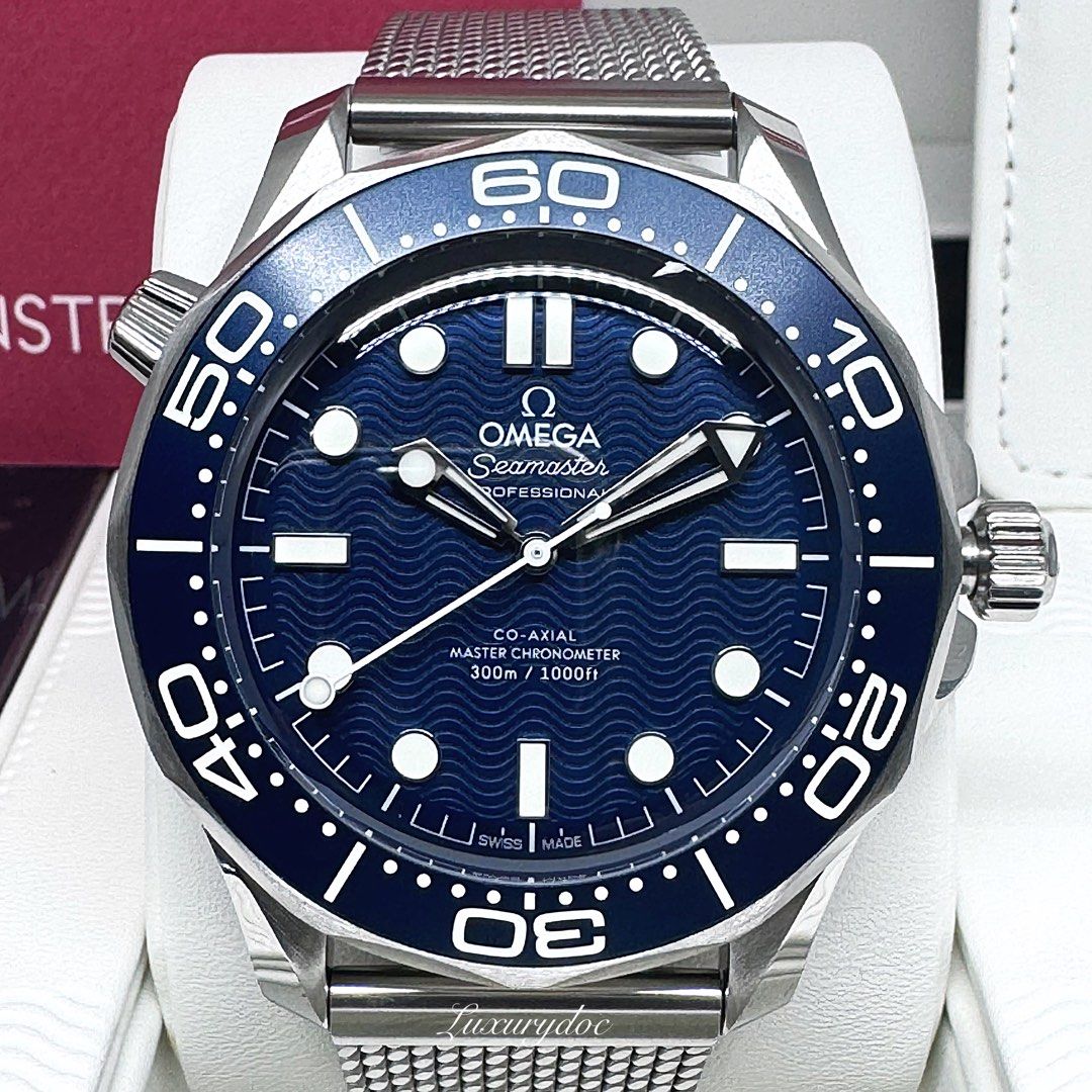 FS.BNIB OMEGA SEAMASTER DIVER 300M JAMES BOND 60TH ANNIVERSARY BLUE DIAL ON MESH BRACELET 42MM WATCH 210.30.42.20.03.002 Luxury Watches on Carousell