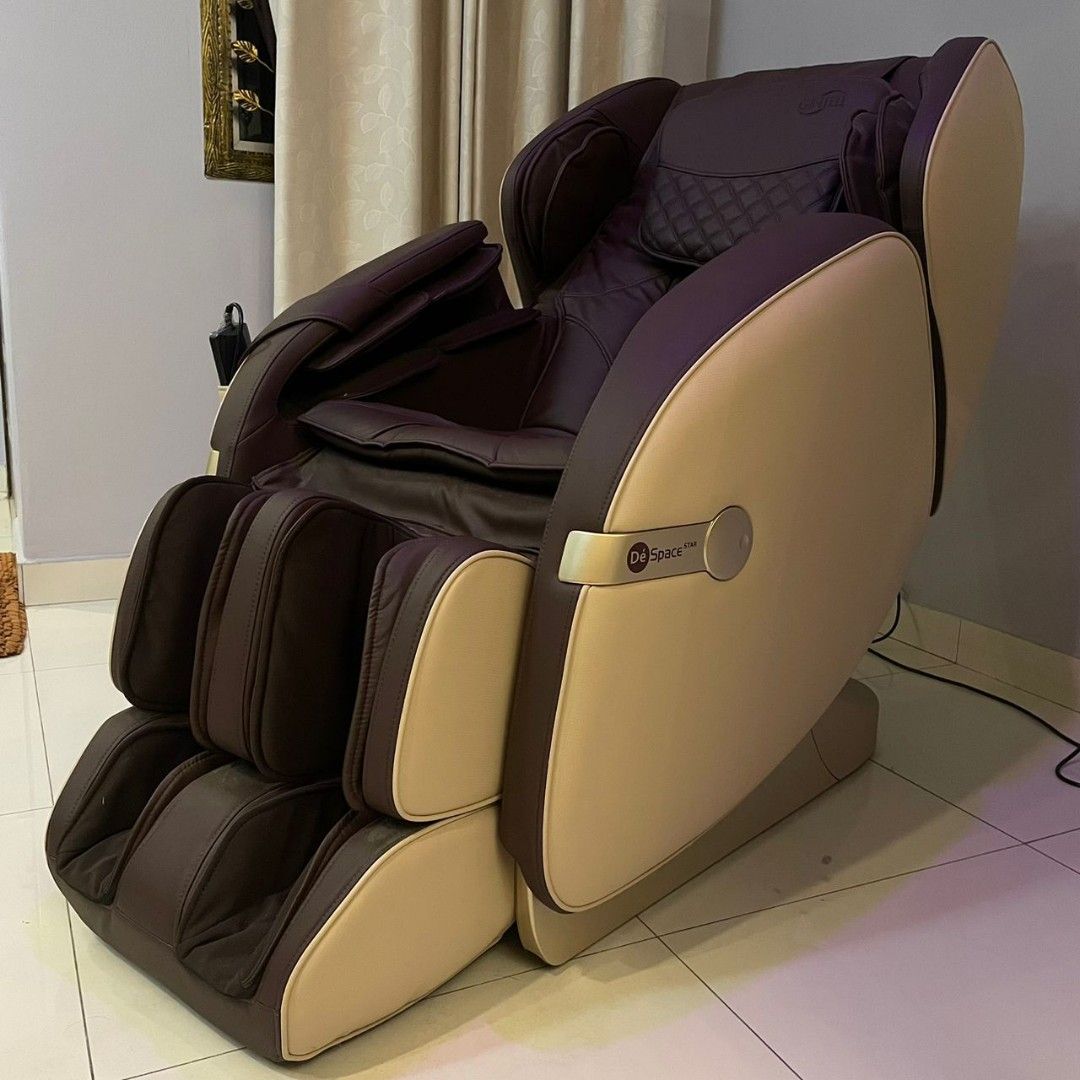 GINTELL DE SPACE Massage Chair Health Nutrition Massage Devices on Carousell