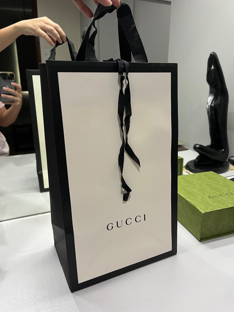 Gucci paper bag white version