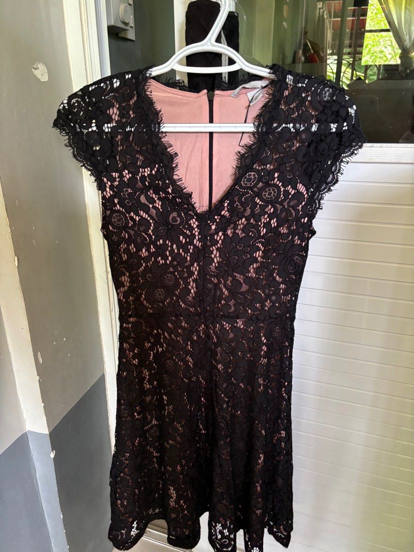 H&m black lace dress shop