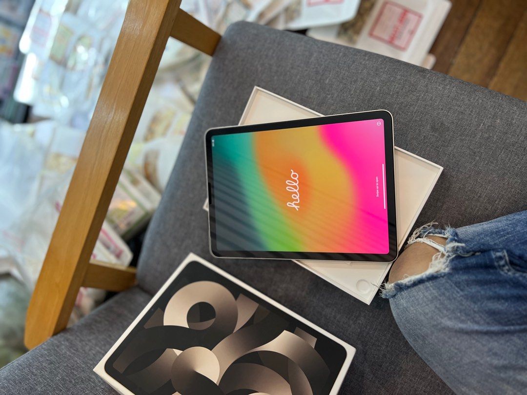 Ipad air 5 64gb (Category: iPad) located in Quezon City. Submitted by tyler8. (Listing ID 1311381111, Image 3). Description: Ipad air 5 64gb 24,500 Open for swap (ios) No issue Check all you want upon meetup Inclusions: Box itself, type c, case additional^ Gojoodoq pen For meetup: Around Marikina, gateway cubao area. .