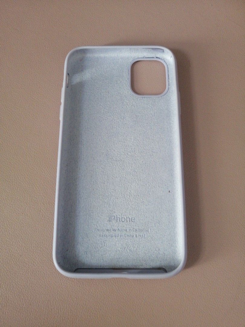 iPhone 11 Phone Cases (Category: iPhone 11 Series) located in Cabuyao City. Submitted by unlabeled.apparel (Listing ID 1311410166, Image 3). Description: slightly used in good condition 5 pieces for ₱100 Iphone 11 cases can do sco but with 10 pesos fee.