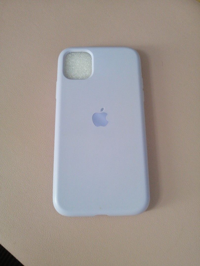 iPhone 11 Phone Cases (Category: iPhone 11 Series) located in Cabuyao City. Submitted by unlabeled.apparel (Listing ID 1311410166, Image 2). Description: slightly used in good condition 5 pieces for ₱100 Iphone 11 cases can do sco but with 10 pesos fee.